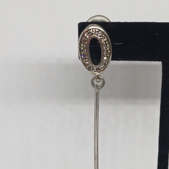 Women's black clip-on earrings - Picture 5 of 8